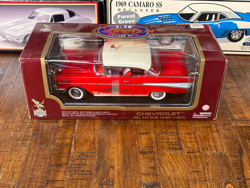 Road Legends 1957 Red Chevy Chevrolet Bel Air Fire Chief 1/18 Scale Die Cast